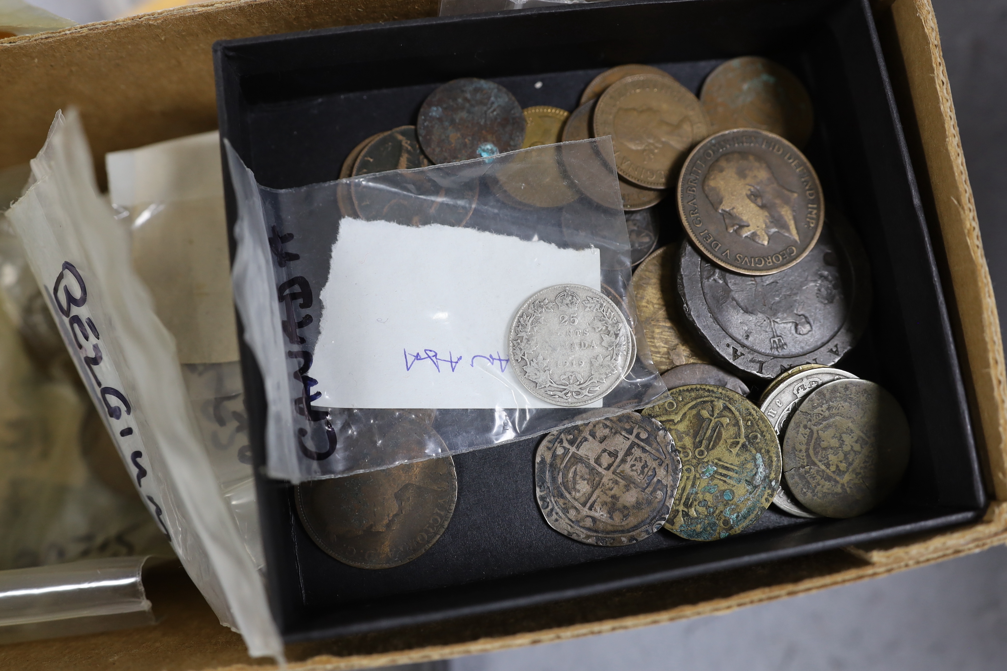 A collection of world coins including halfcrowns, florins, British coins, Charles II to QEII, highlights - 1875, 1888, 1874 and 1890 halfcrowns, Tees 1813 one penny token, James I shilling, 1886 Gothic florin, 1625 Farth